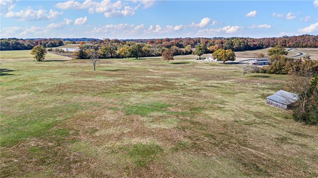 2365 W Gum Log Road, Russellville, AR 72802