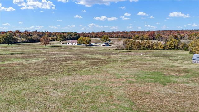 2365 W Gum Log Road, Russellville, AR 72802