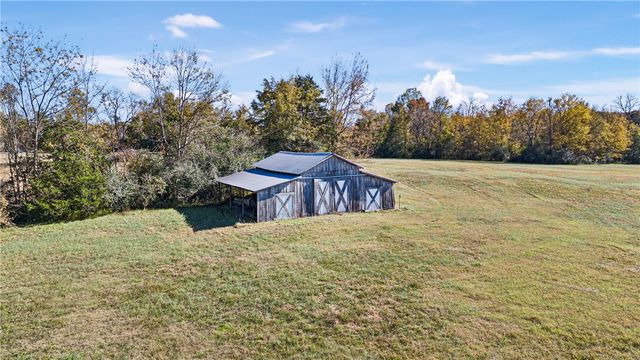 2365 W Gum Log Road, Russellville, AR 72802