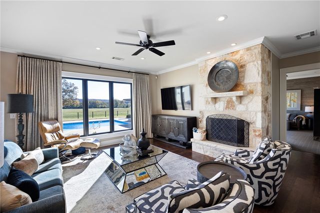 2365 W Gum Log Road, Russellville, AR 72802