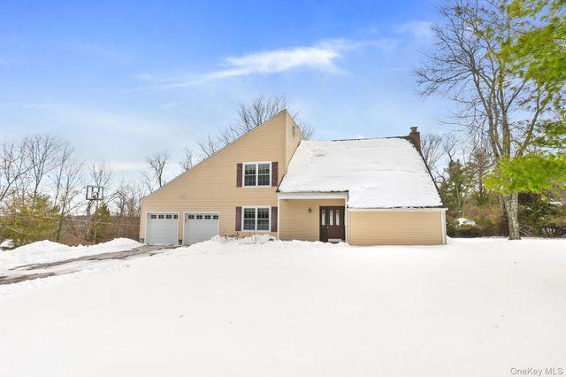 1325 Quarry Drive, Mohegan Lake, NY 10547