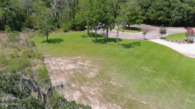 8 Lady Rebecca Court, Beaufort, SC 29907