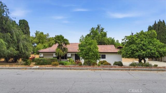16430 Everetts, Riverside, CA 92504