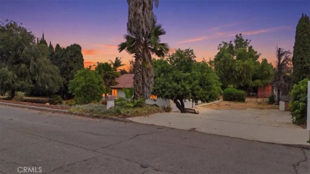 16430 Everetts, Riverside, CA 92504