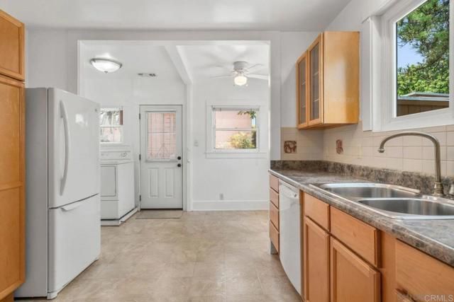 145 S Grape Street, Escondido, CA 92025