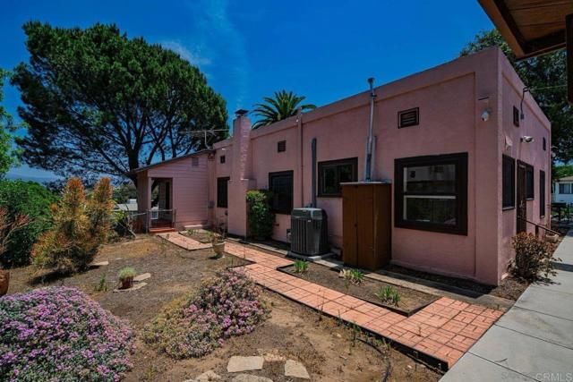 145 S Grape Street, Escondido, CA 92025