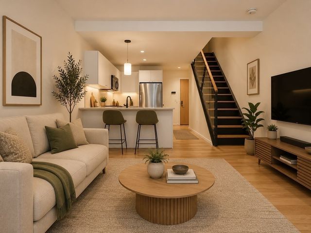 2 Earhart 121, Cambridge, MA 02141
