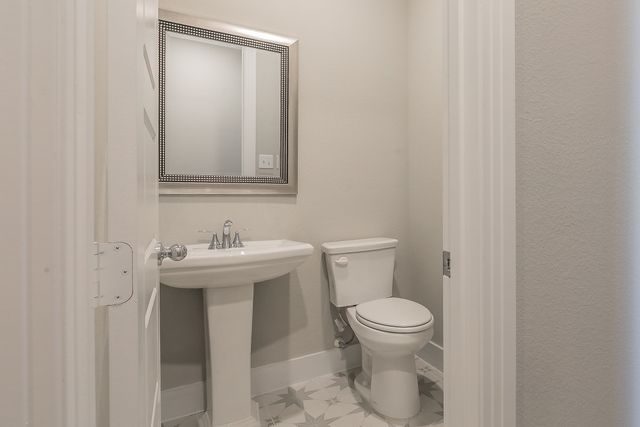 2214 Desmond Drive, Forney, TX 75126