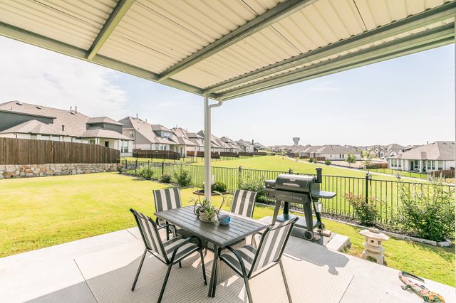 2214 Desmond Drive, Forney, TX 75126