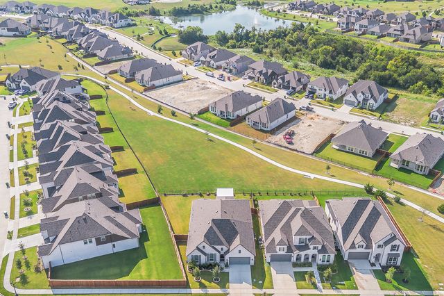 2214 Desmond Drive, Forney, TX 75126