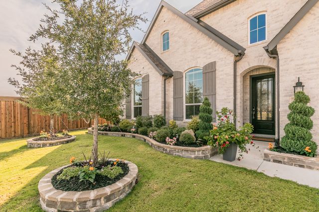 2214 Desmond Drive, Forney, TX 75126