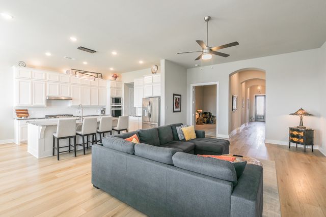 2214 Desmond Drive, Forney, TX 75126