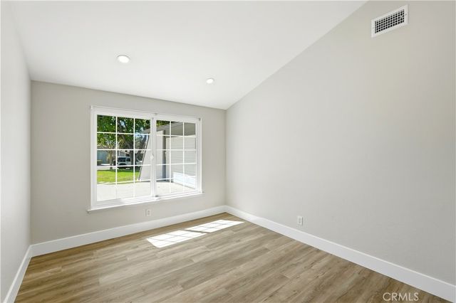 2075 Sherman, Simi Valley, CA 93065