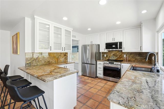 2075 Sherman, Simi Valley, CA 93065