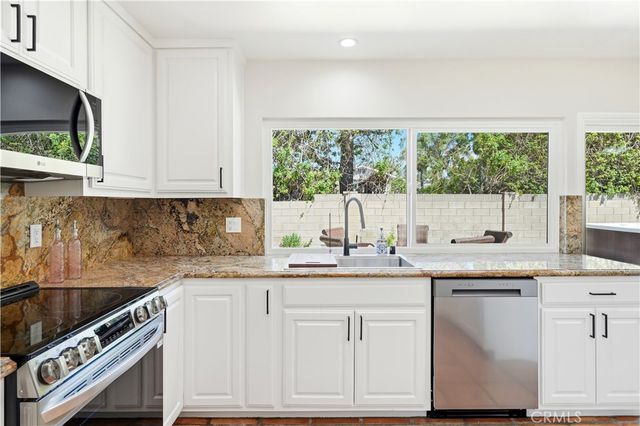 2075 Sherman, Simi Valley, CA 93065