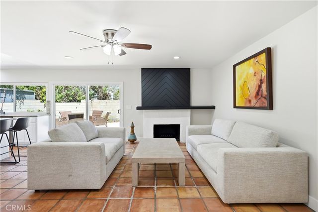 2075 Sherman, Simi Valley, CA 93065