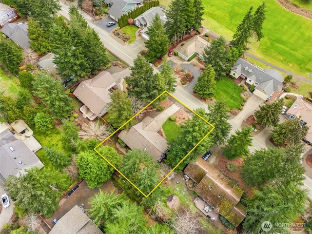 671 E Old Ranch Road, Allyn, WA 98524