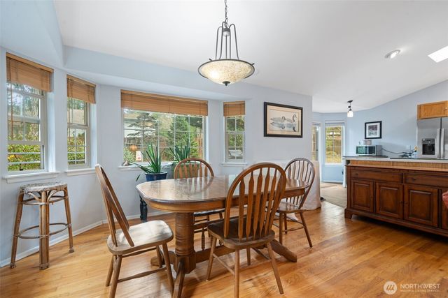 671 E Old Ranch Road, Allyn, WA 98524