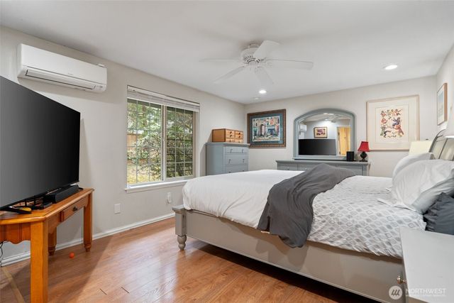 671 E Old Ranch Road, Allyn, WA 98524