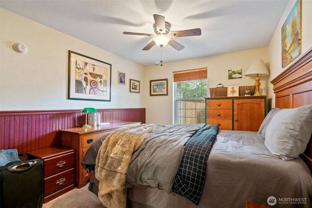 671 E Old Ranch Road, Allyn, WA 98524