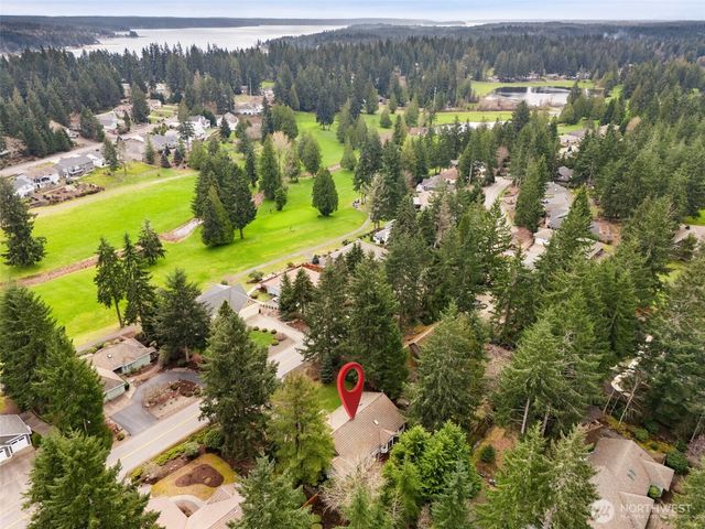 671 E Old Ranch Road, Allyn, WA 98524