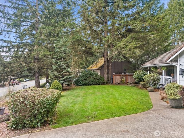 671 E Old Ranch Road, Allyn, WA 98524