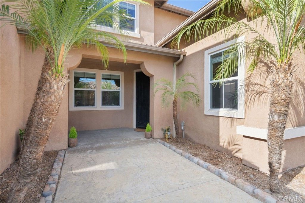 Image 2 of property listing at 29183 Woodbridge Drive, Murrieta, CA 92563