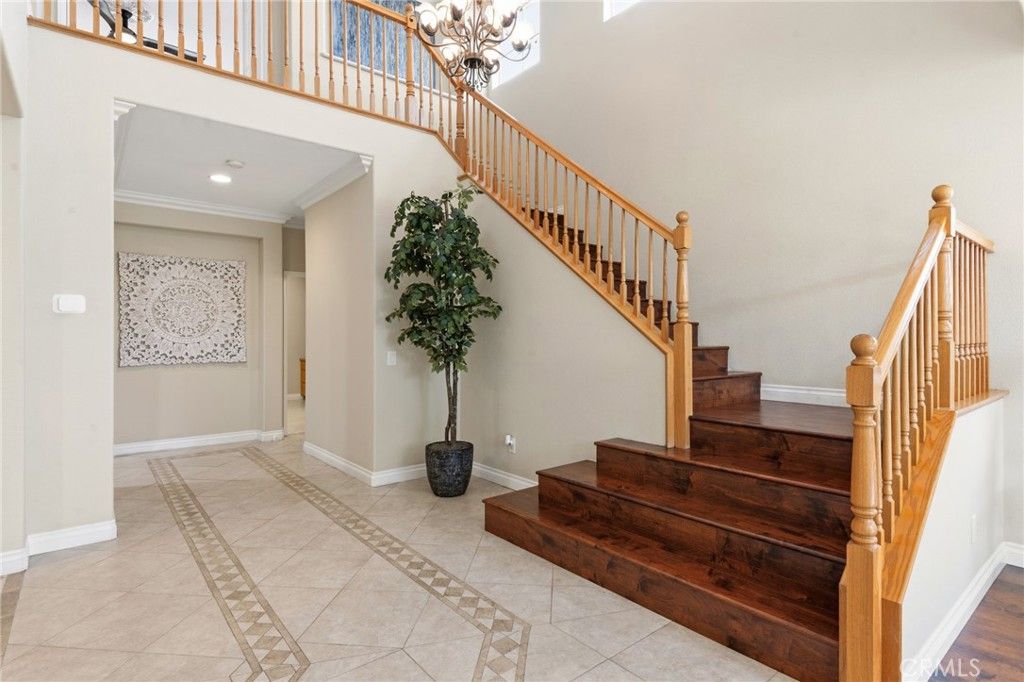 Image 4 of property listing at 29183 Woodbridge Drive, Murrieta, CA 92563