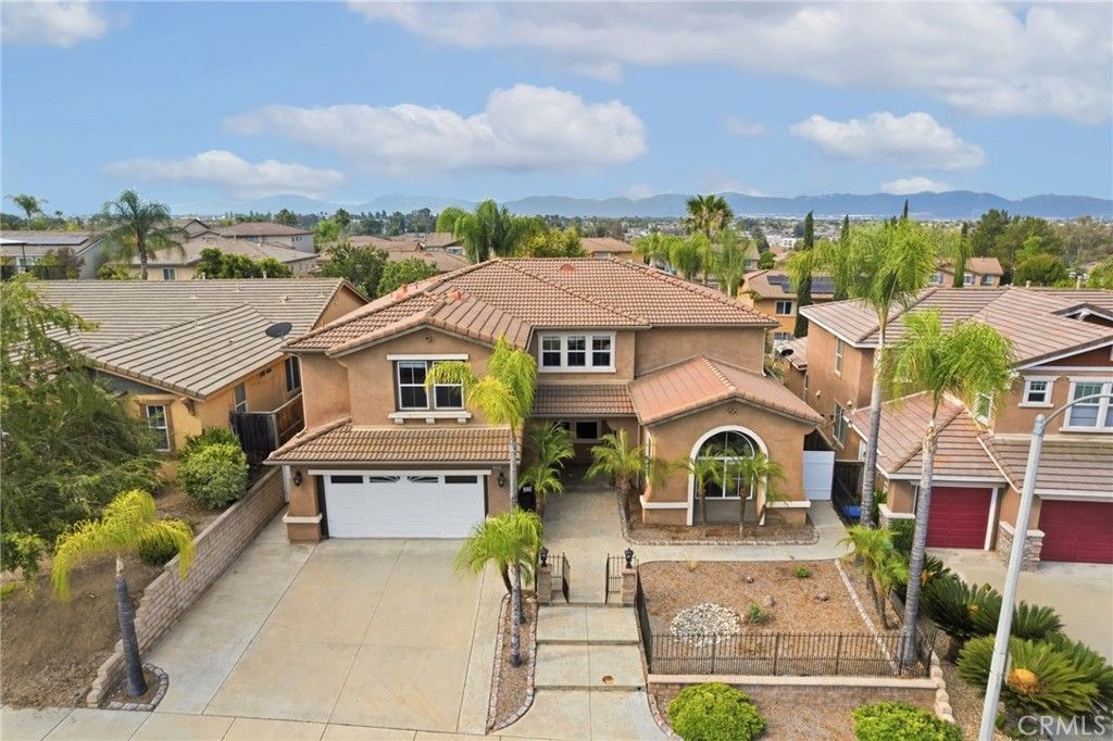 Image 52 of property listing at 29183 Woodbridge Drive, Murrieta, CA 92563