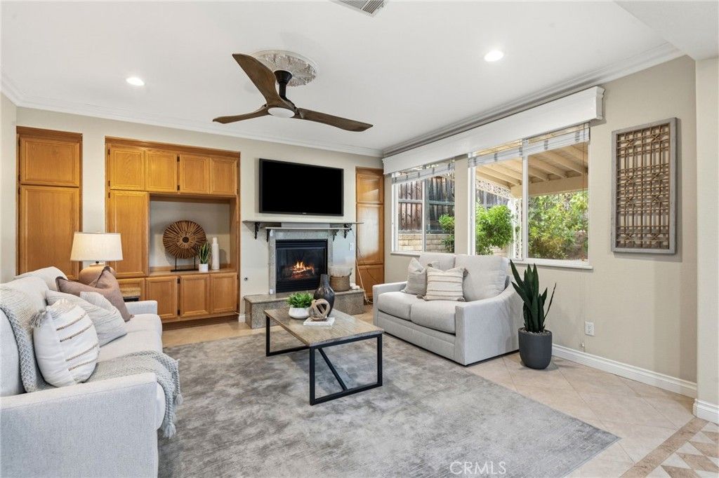 Image 7 of property listing at 29183 Woodbridge Drive, Murrieta, CA 92563