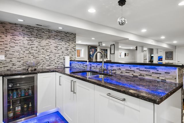 5305 W Addison Street, Chicago, IL 60641