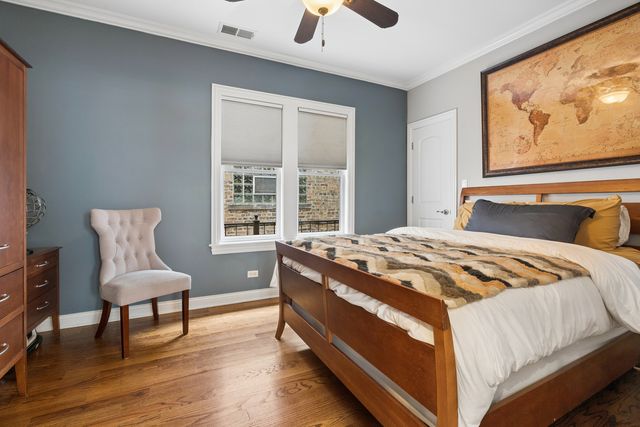 5305 W Addison Street, Chicago, IL 60641