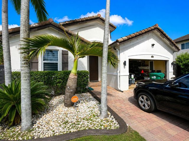25163 SW 118th Place, Homestead, FL 33032