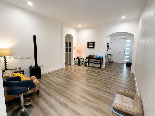 25163 SW 118th Place, Homestead, FL 33032
