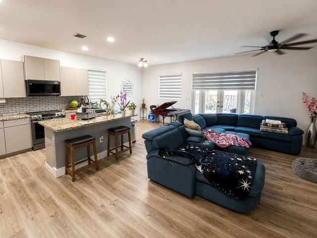 25163 SW 118th Place, Homestead, FL 33032