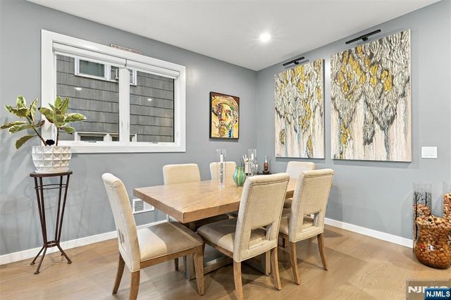 209 Wayne Avenue A, Cliffside Park, NJ 07010