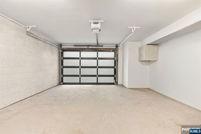 209 Wayne Avenue A, Cliffside Park, NJ 07010