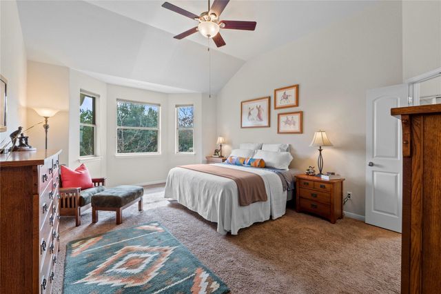 242 S Sage HOLW, Dripping Springs, TX 78620