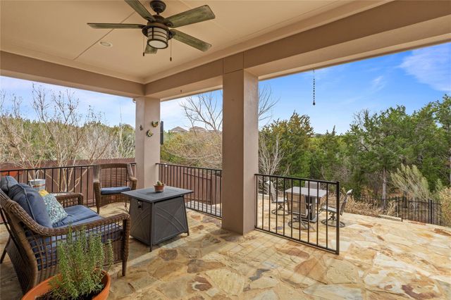 242 S Sage HOLW, Dripping Springs, TX 78620
