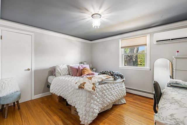 91 Sycamore St, Swansea, MA 02777