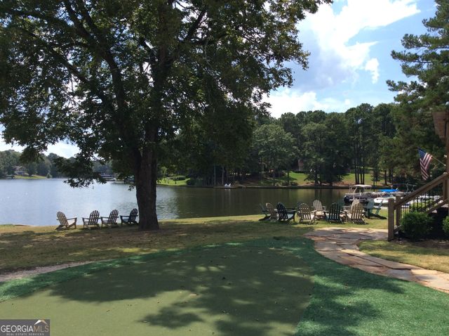 1060 Pinehurst Drive, Greensboro, GA 30642