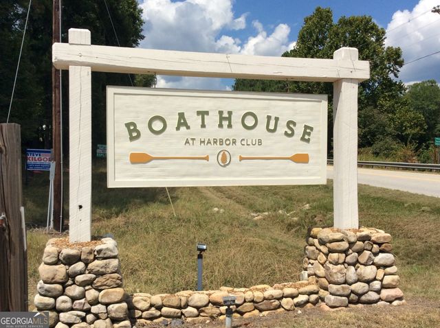 1060 Pinehurst Drive, Greensboro, GA 30642