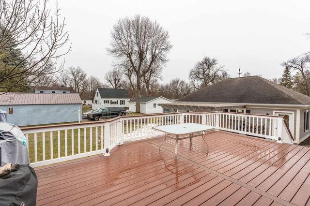 121 6th Avenue SE, Elbow Lake, MN 56531