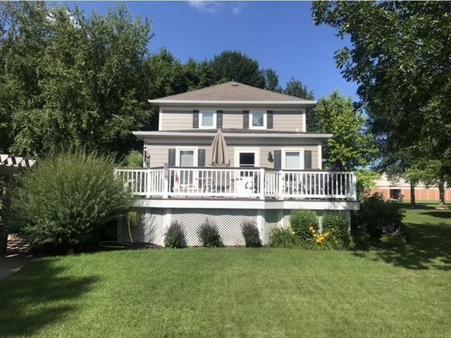 121 6th Avenue SE, Elbow Lake, MN 56531