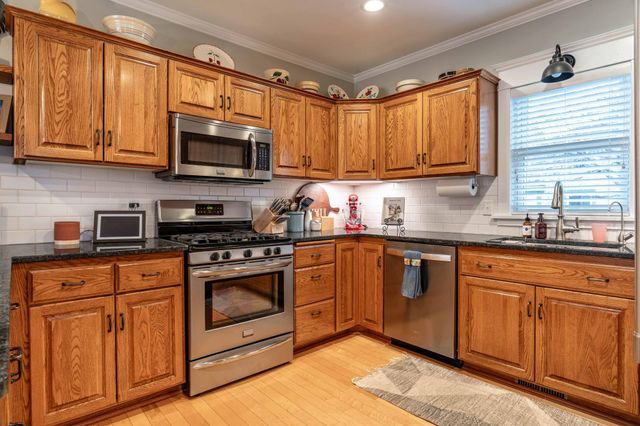 121 6th Avenue SE, Elbow Lake, MN 56531