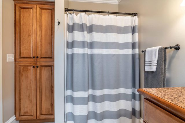 121 6th Avenue SE, Elbow Lake, MN 56531