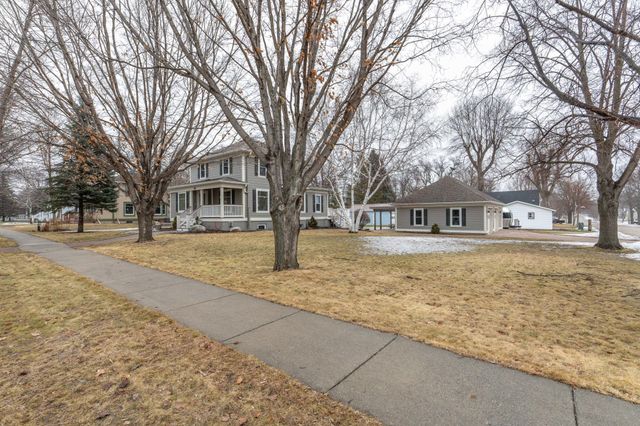 121 6th Avenue SE, Elbow Lake, MN 56531