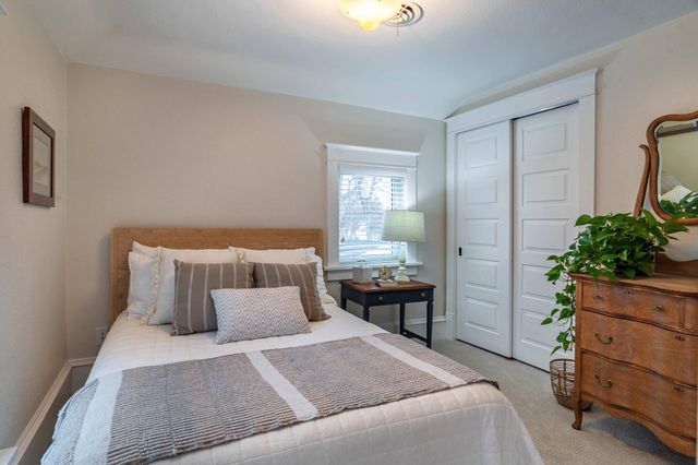 121 6th Avenue SE, Elbow Lake, MN 56531