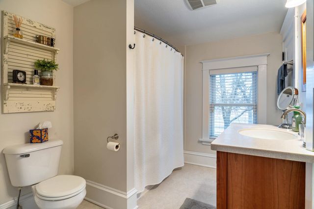 121 6th Avenue SE, Elbow Lake, MN 56531