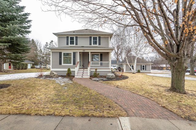 121 6th Avenue SE, Elbow Lake, MN 56531